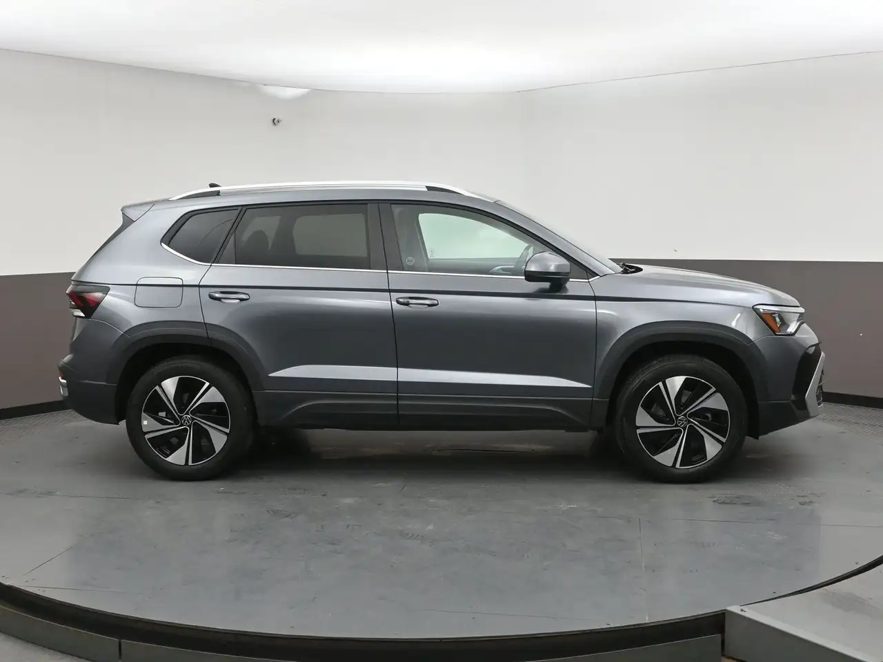 Volkswagen Taos снимка Volkswagen Taos