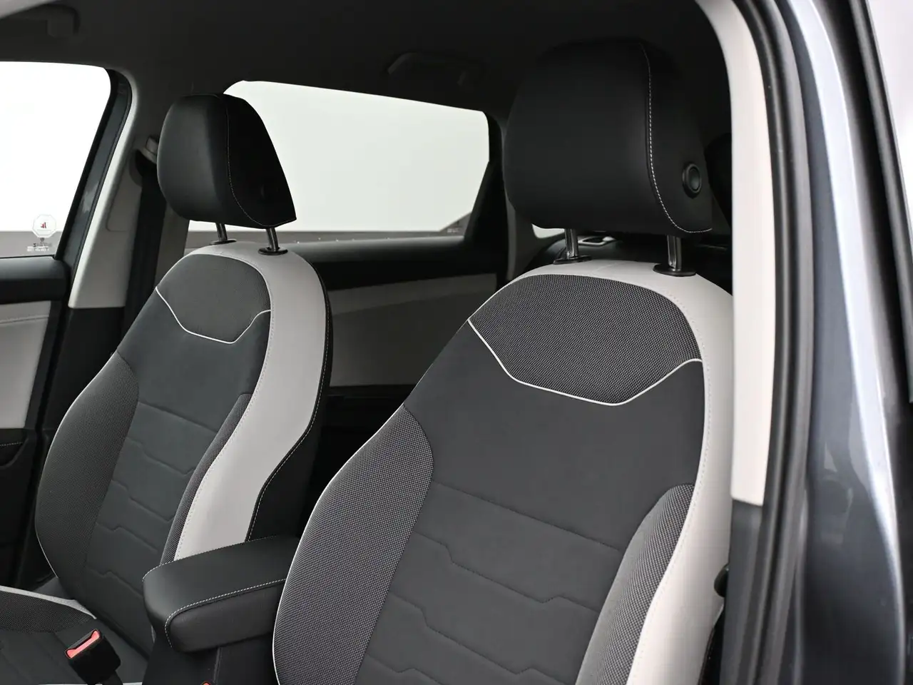 Volkswagen Taos снимка Volkswagen Taos