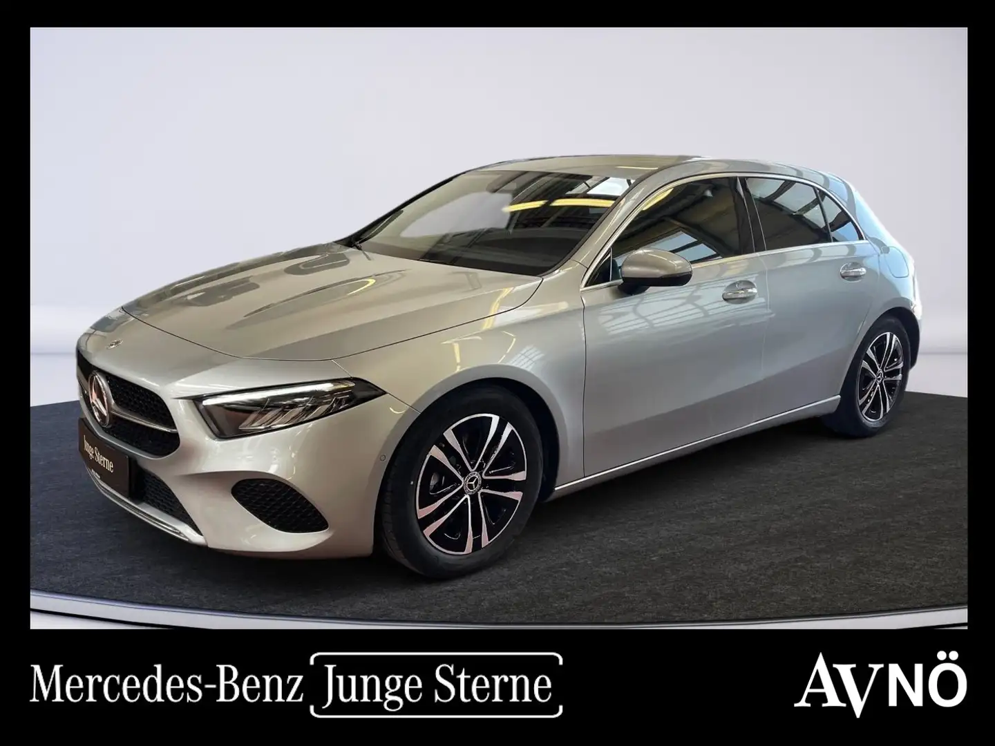 Mercedes-Benz A 200 d Progressive ParkAss. SHZ LED SpurH PDC Silber - 1