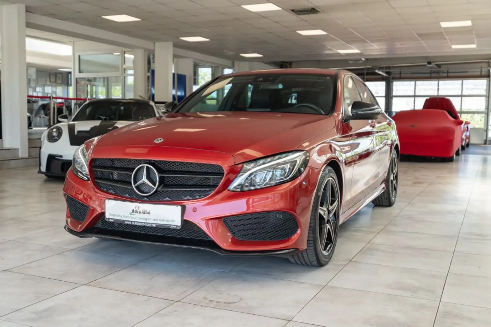 Mercedes-Benz C 200 AMG Line*Night*LED*Nav*SHZ*TEL*TÜV Neu*Top Червоний - 1