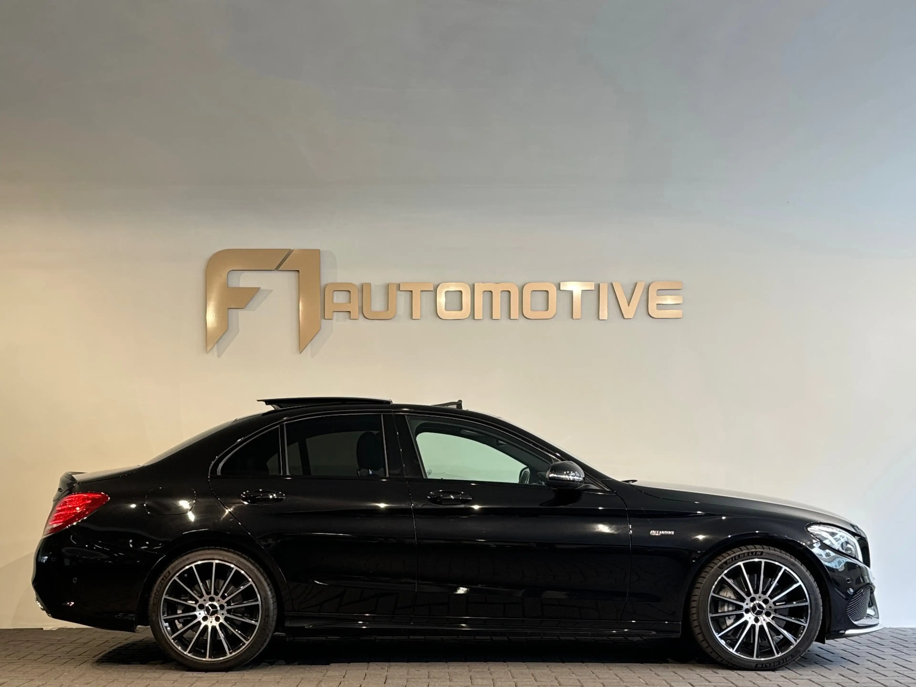 Mercedes-Benz C 43 AMG 4MATIC Pano|Sportuitlaat|Night — photo 12