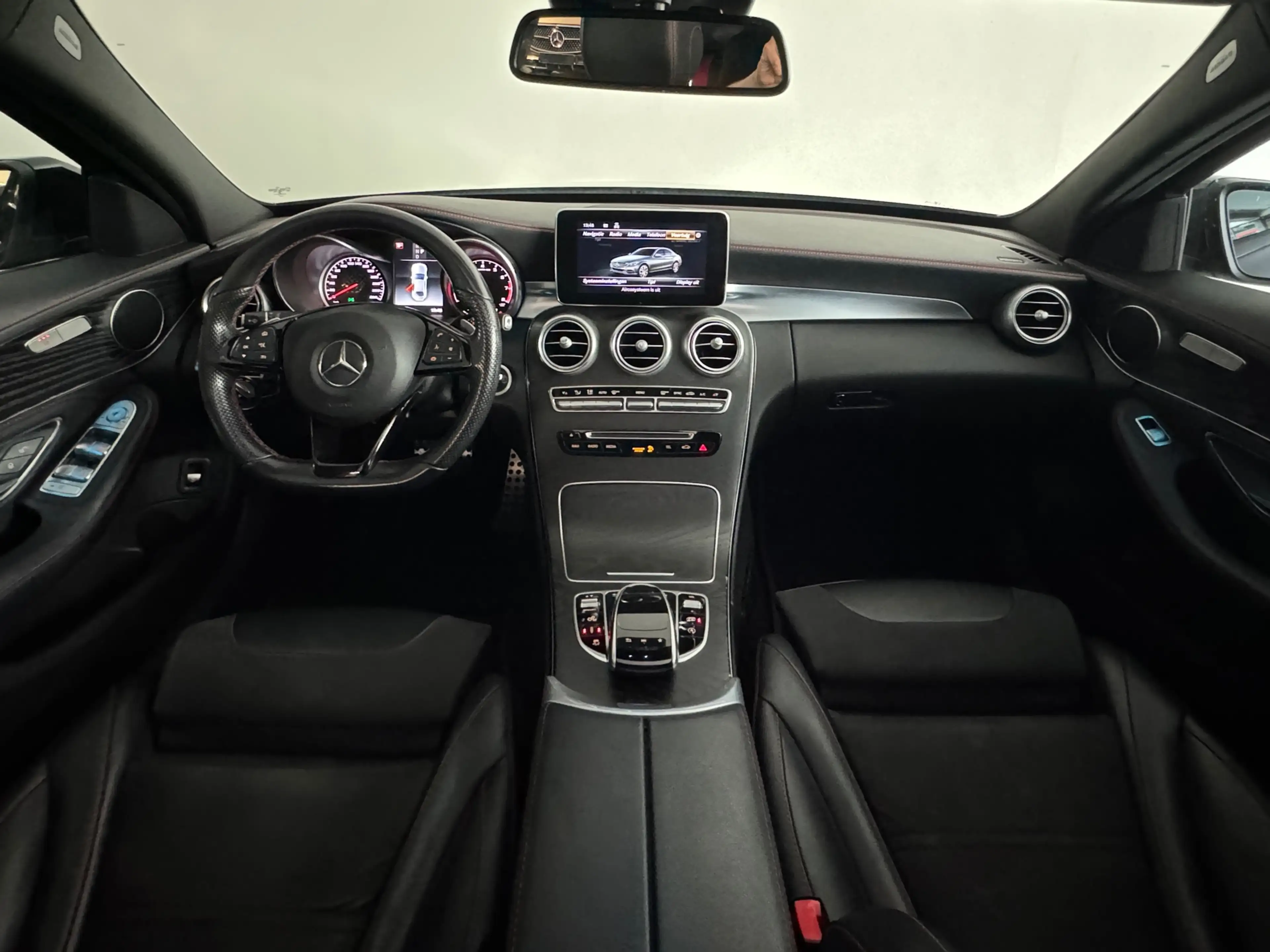 Mercedes-Benz C 43 AMG 4MATIC Pano|Sportuitlaat|Night — photo 4