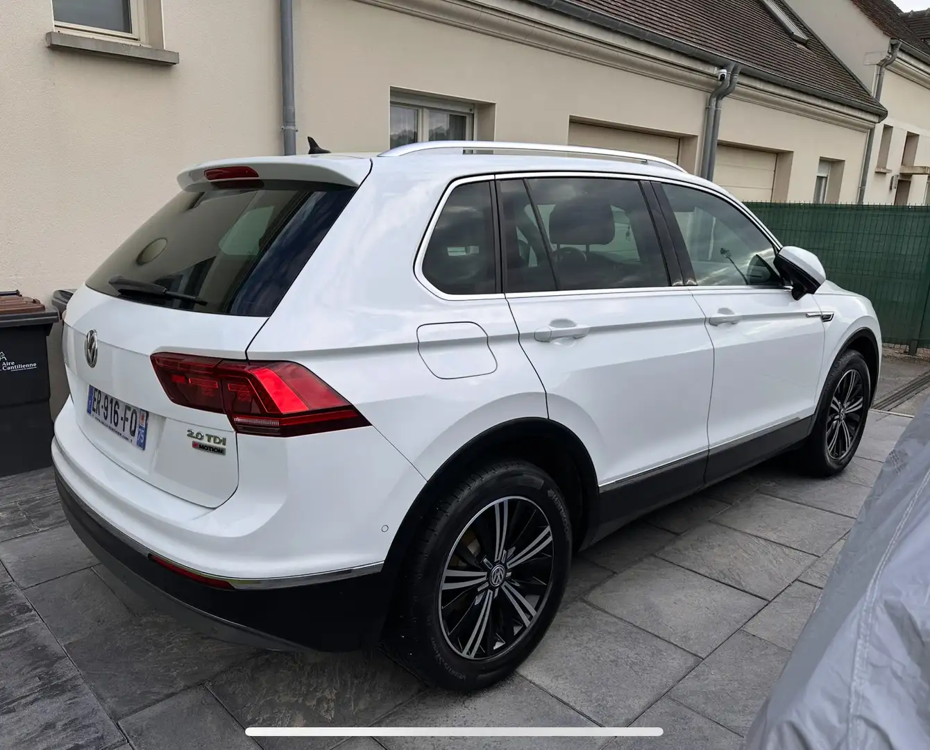Volkswagen Tiguan 2.0 TDI 150 DSG7 4Motion Carat Exclusive - 2