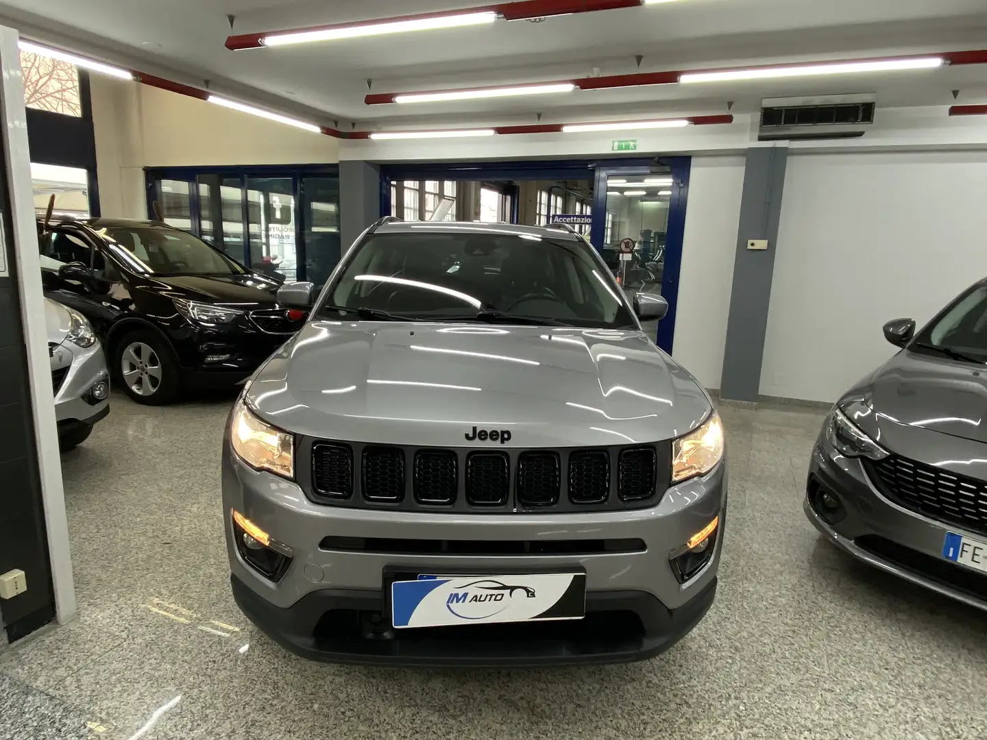 Jeep Compass 2.0 mjt Night Eagle 4wd 140cv auto my19 Grigio - 1