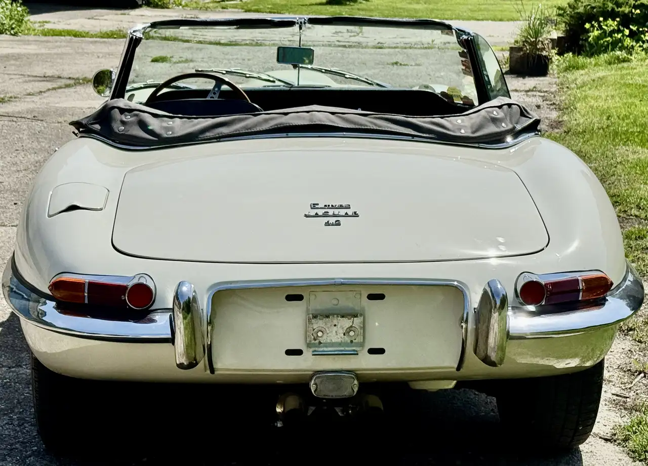 Jaguar E-Type OTS Ser.1 Roadster, foto 4