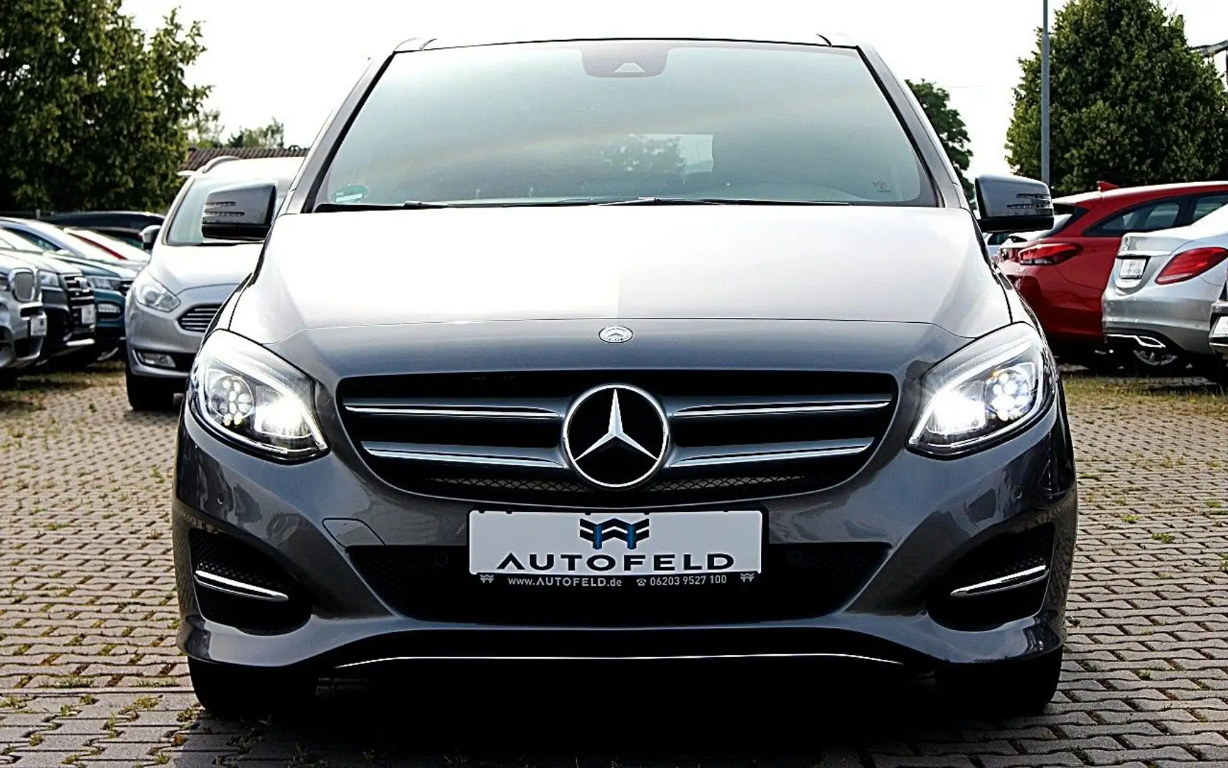 Mercedes-Benz B 220 4MATIC Urban/SHEFT/LED/PANO/F1/RCAM/AHK/ Gri - 2