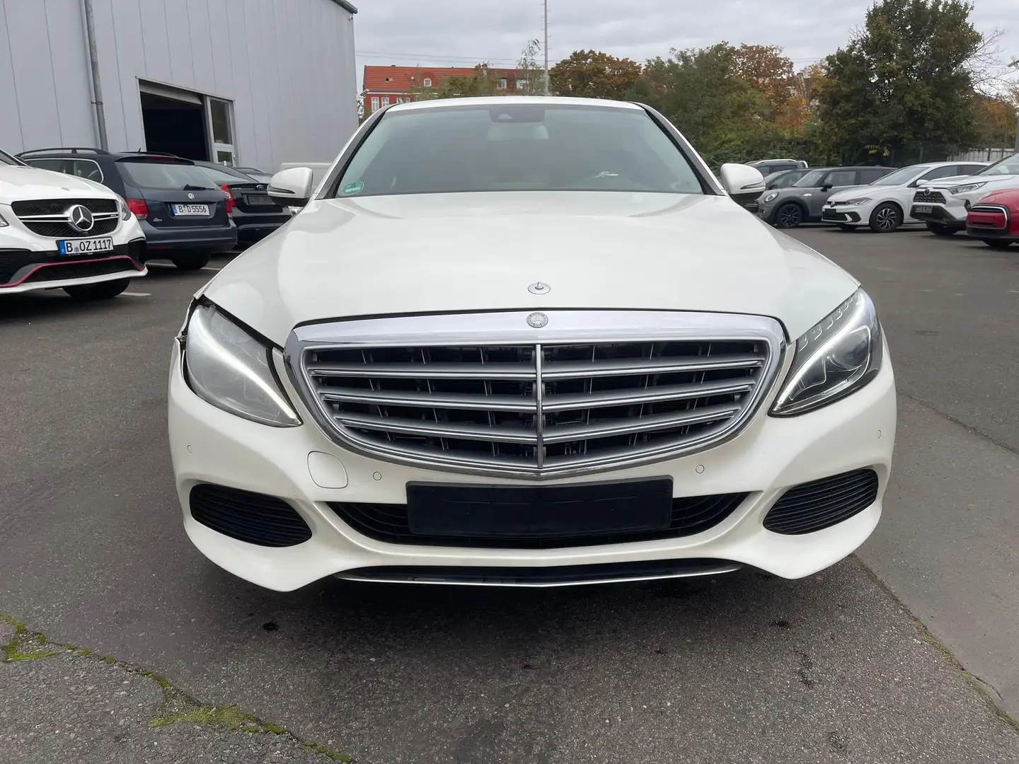 Mercedes-Benz C 250 AUT LED NAVI SHZ PDC Biały - 2