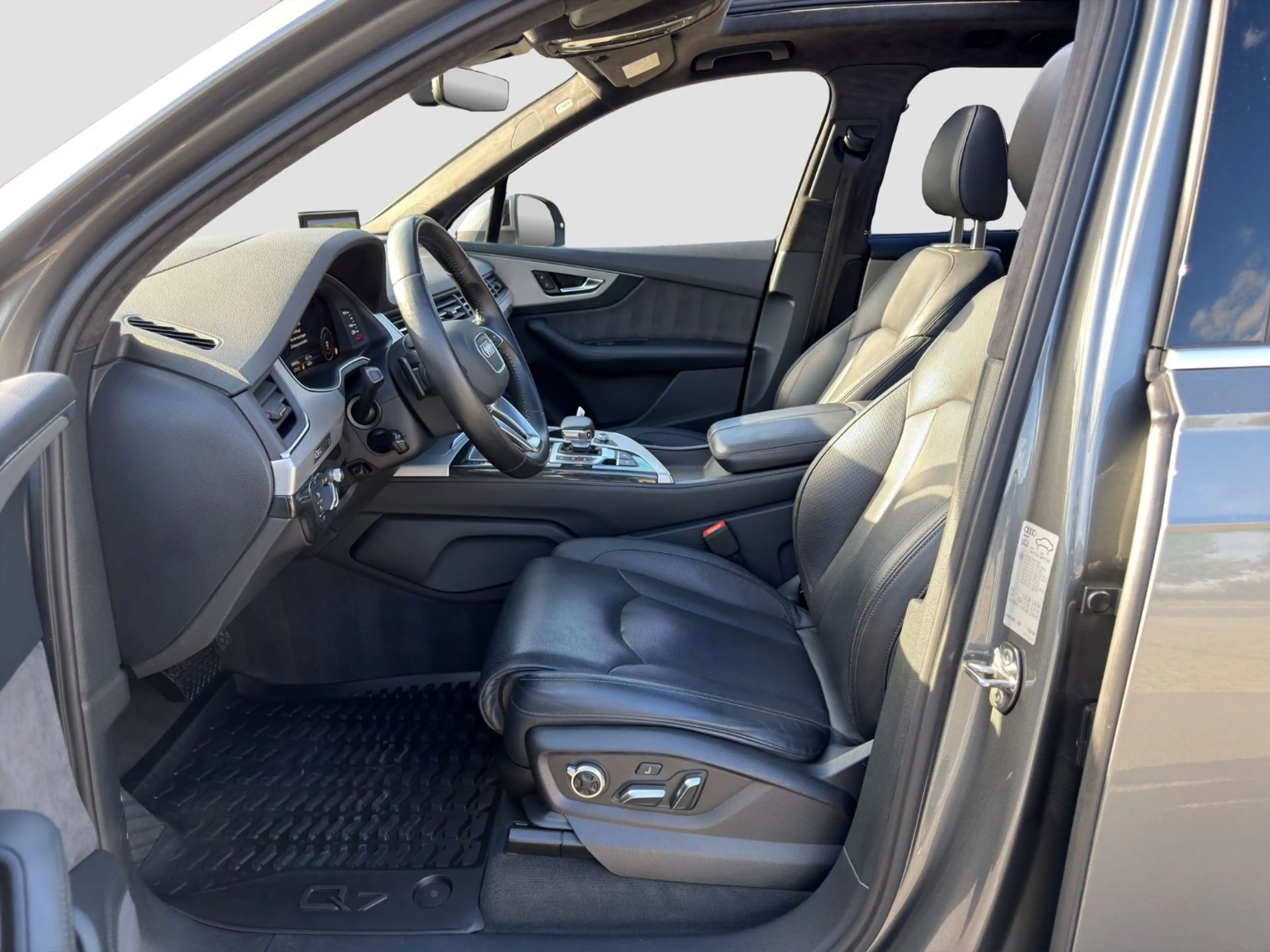 Audi Q7 3.0 TDI S-line Quattro-360-NIGHT-BOSE-AHK-7.S — photo 9