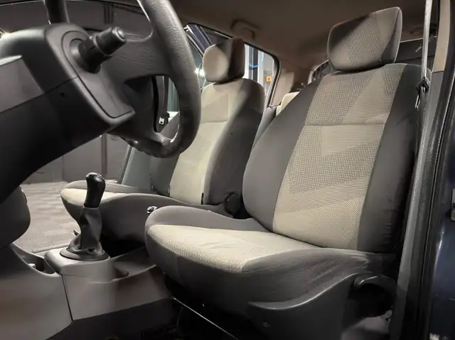 Renault Modus view 12