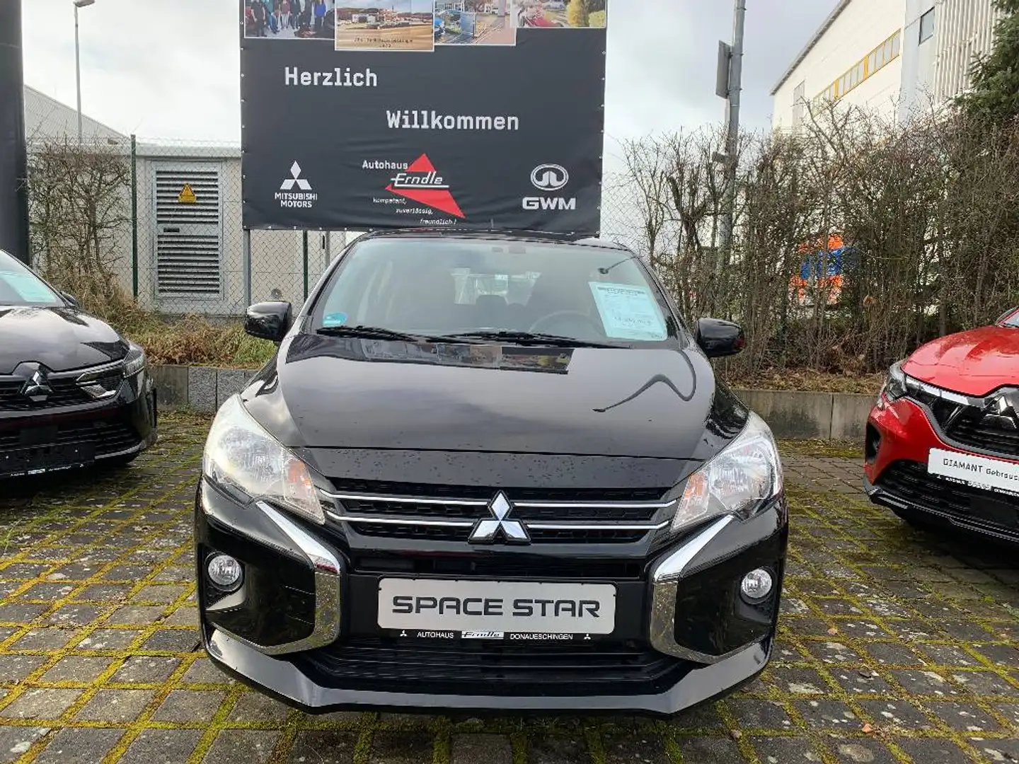 Mitsubishi Space Star Select 1.2 MIVEC 5-Gang Schwarz - 2