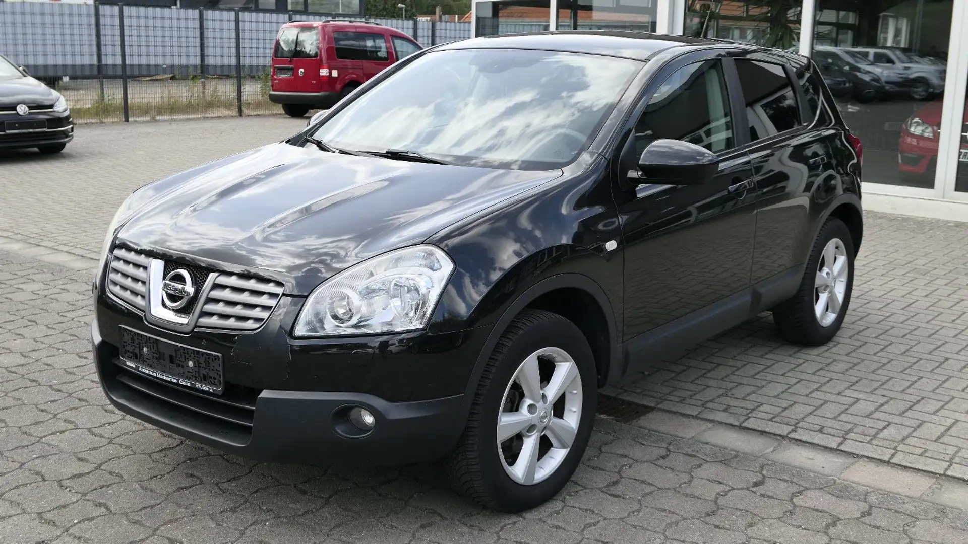 Nissan Qashqai Tekna/Xenon/Leder/AHK/R-Cam/Navi Schwarz - 1