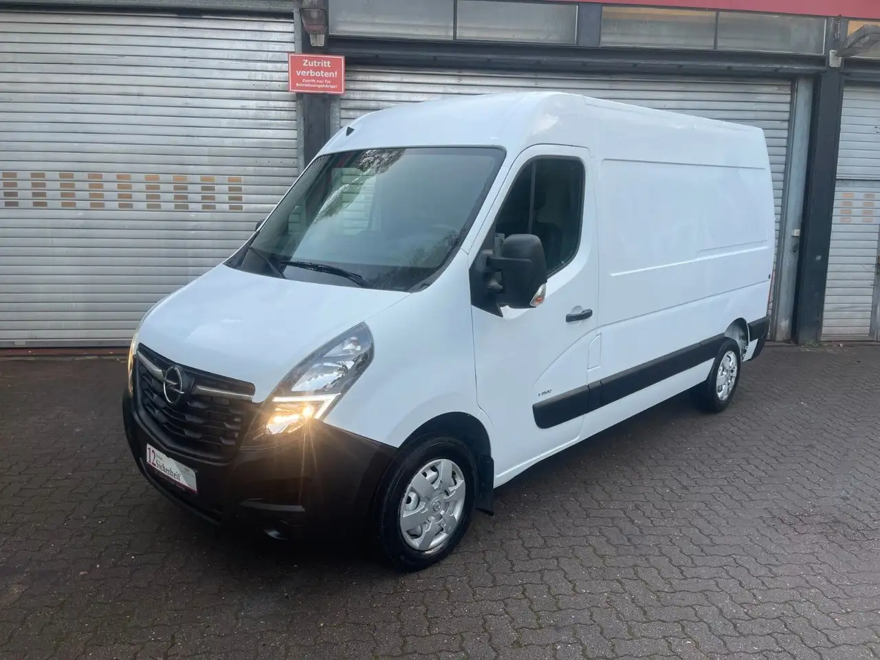 Opel Movano