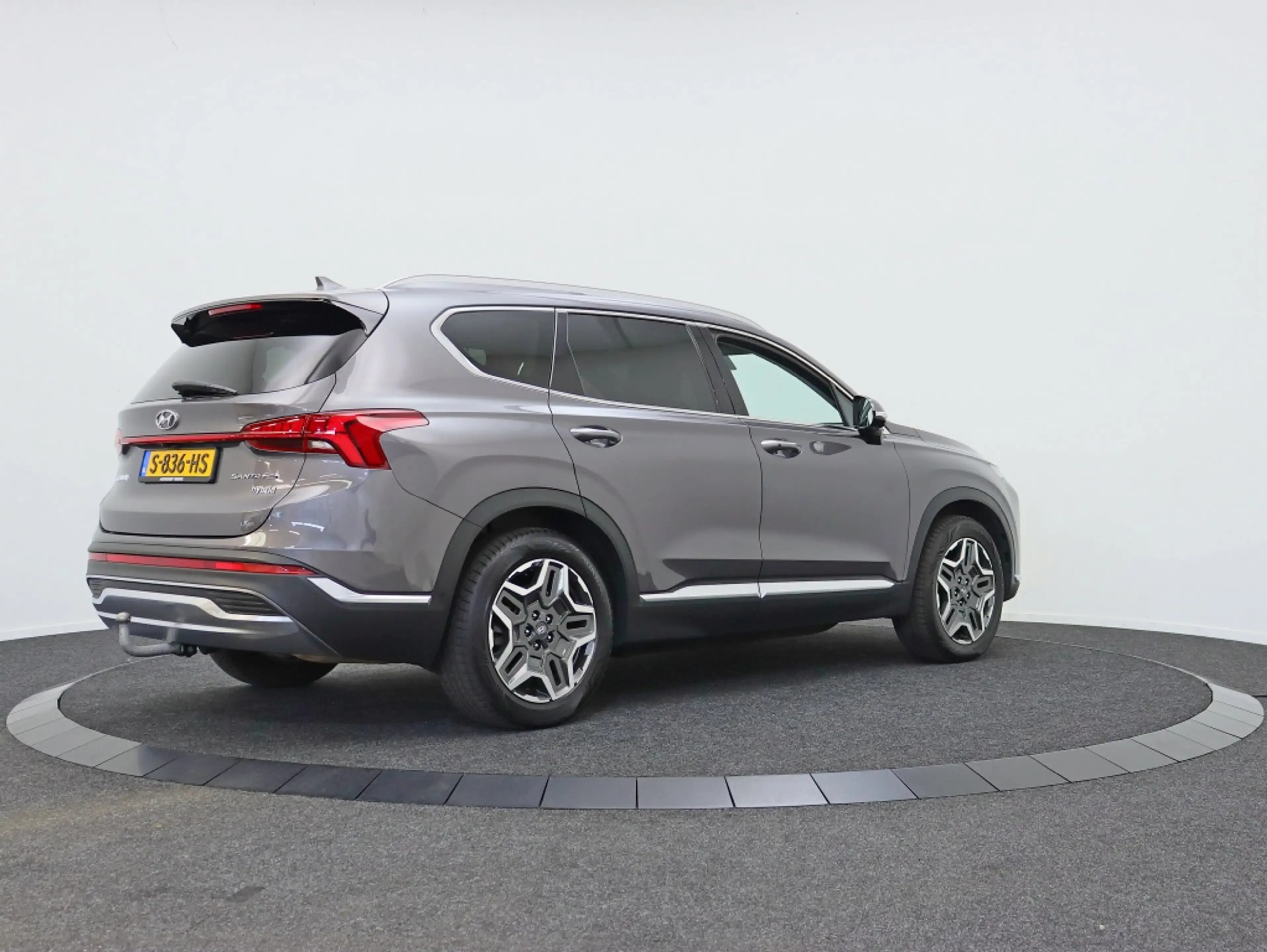 Hyundai SANTA FE 1.6 T-GDI HEV Premium 7-zits | Trekhaak 1.650 kg | — photo 2