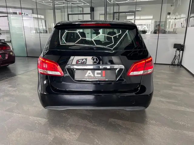 Mercedes-Benz B Class view 10