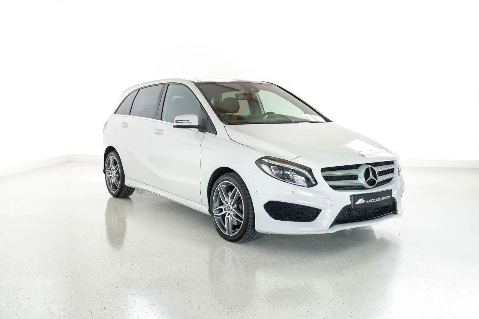 Mercedes-Benz B 220 4Matic AMG PANO ASSIST LICHT+SICHT PAKET Alb - 1