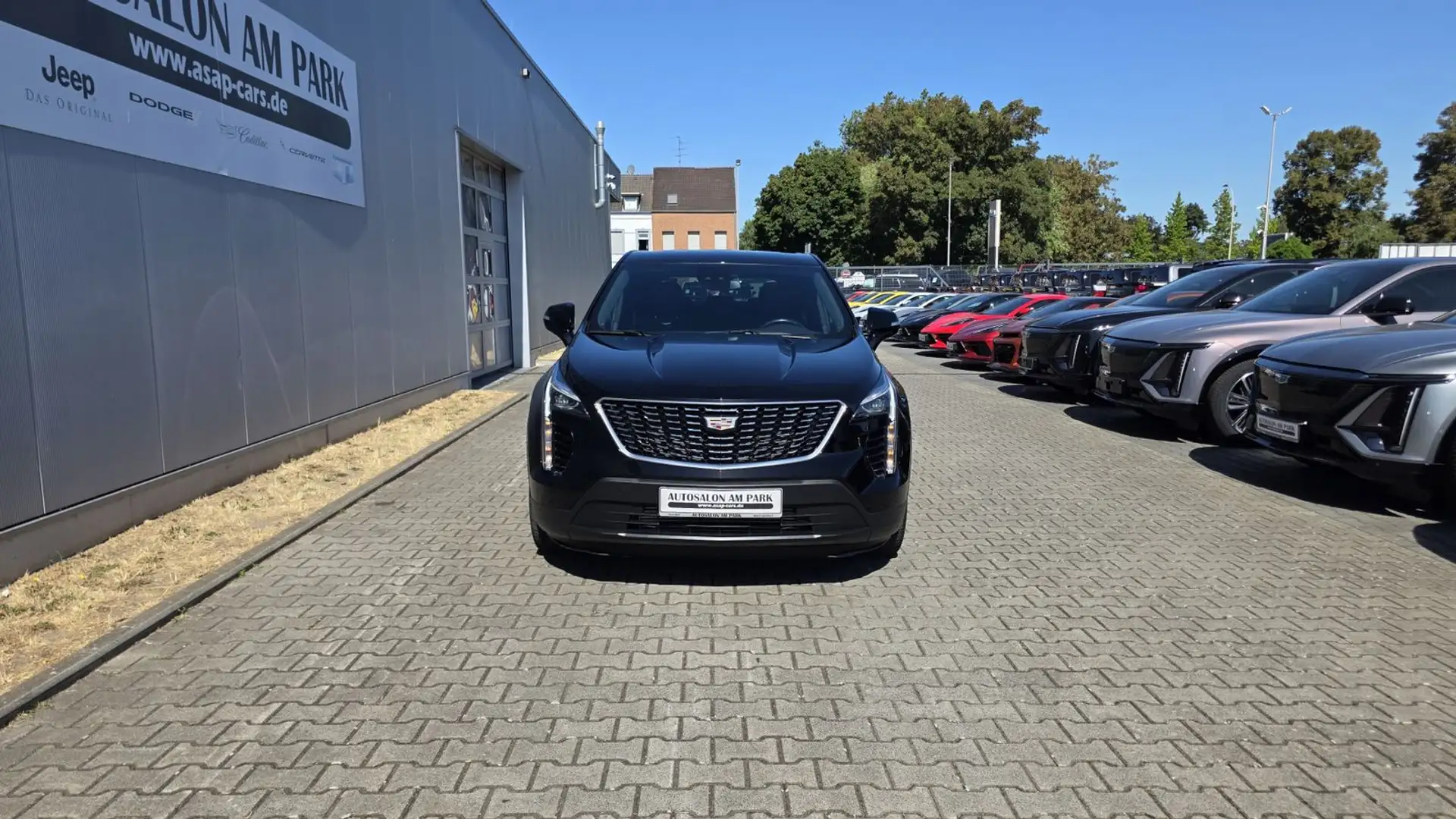 Cadillac XT4 Luxury 350T AWD 2,0 Turbo Schwarz - 2