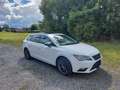 SEAT Leon Leon ST Executive 1,6 TDI CR Executive Weiß - thumbnail 2
