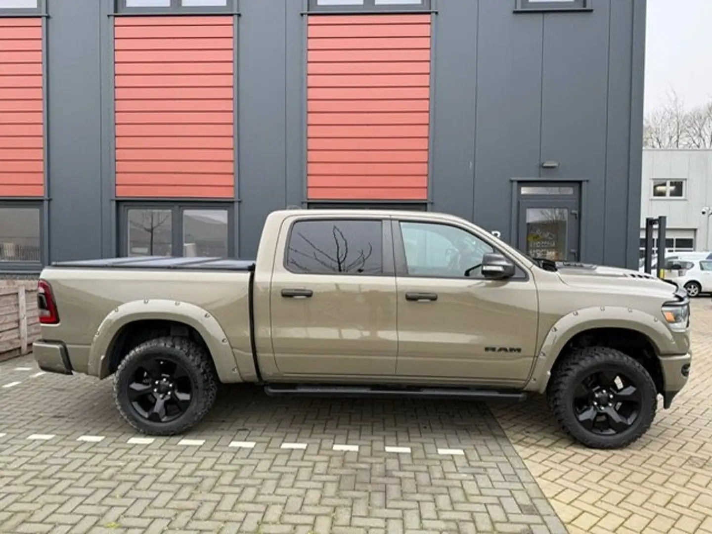 Dodge Ram 1500 V8 Automaat Special Edition Groen - 2