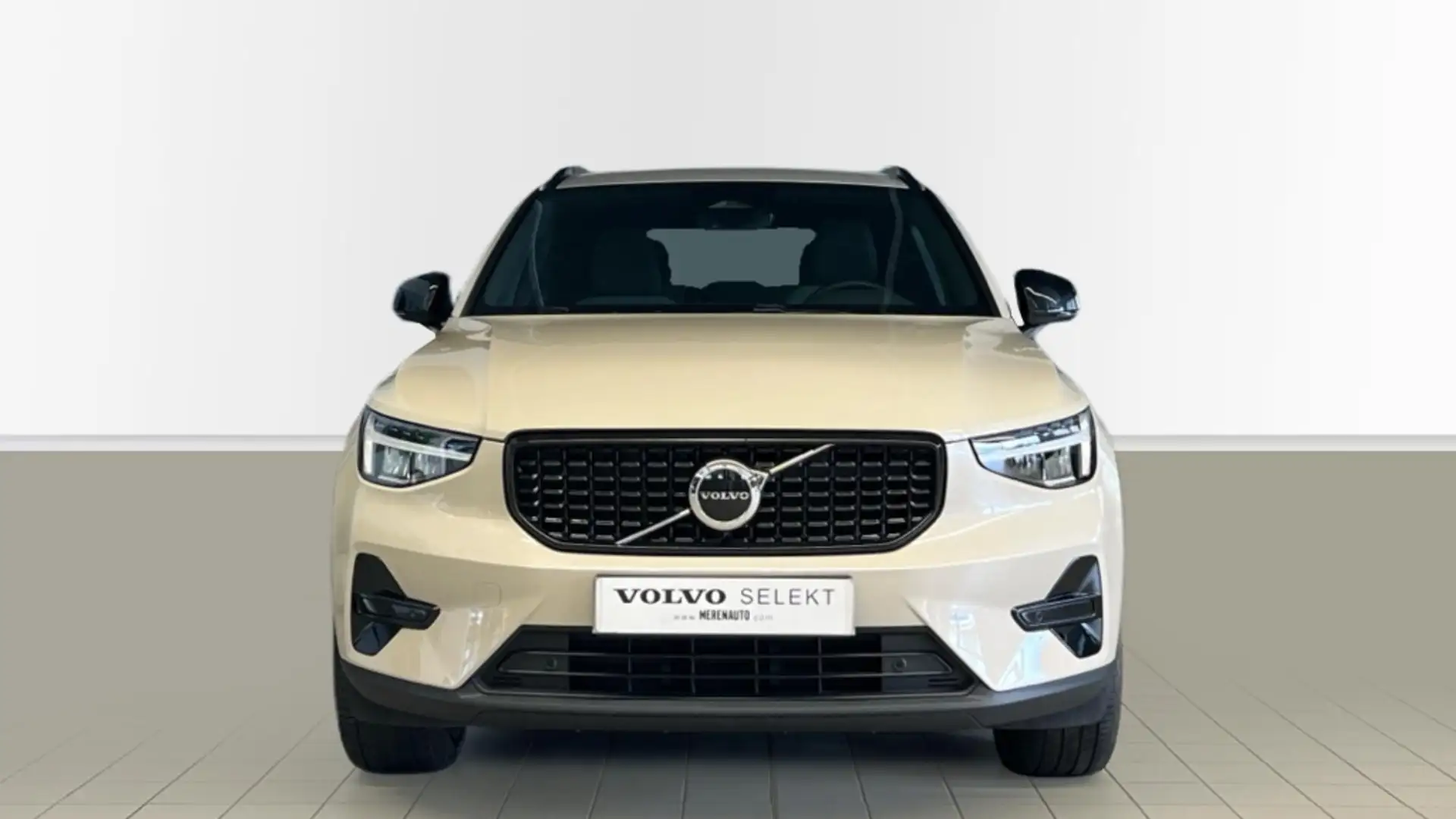 Volvo XC40 2.0 B3 PLUS DARK AUTO 163 CV Marrón - 2