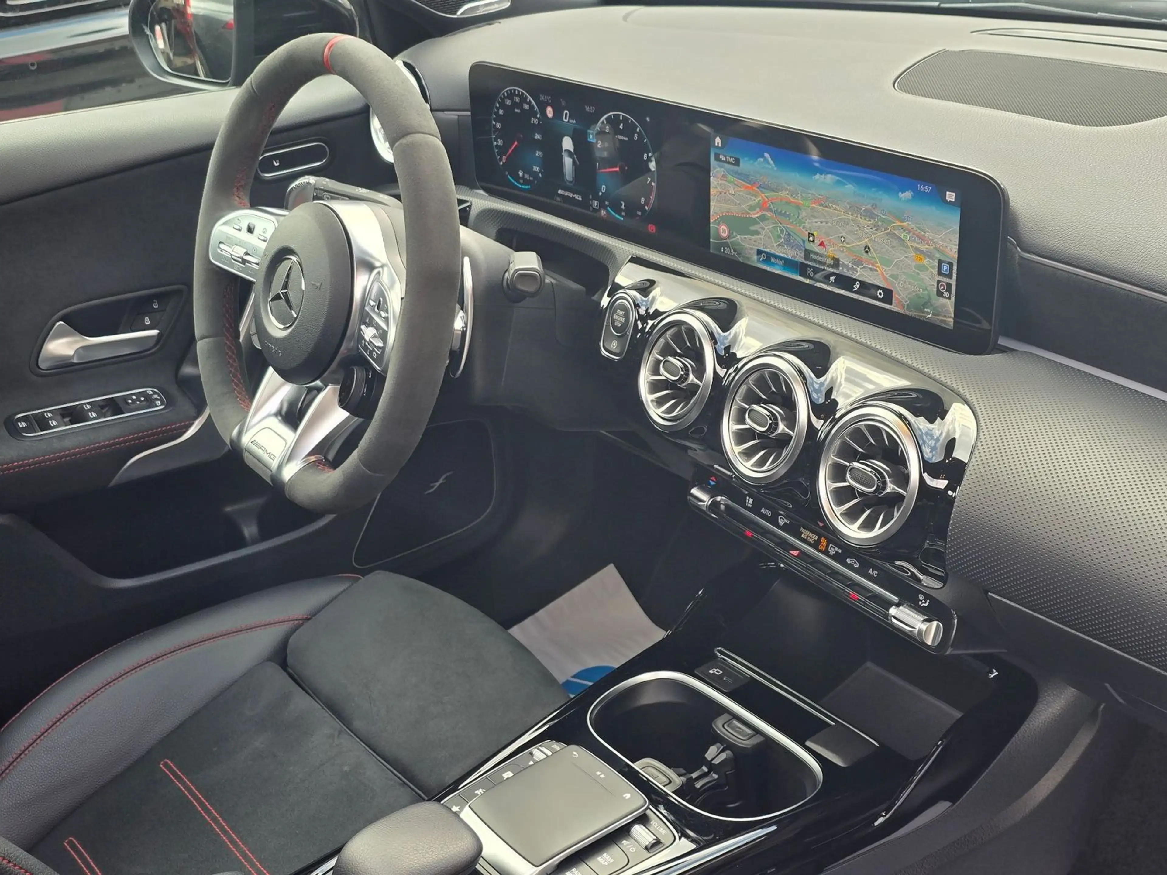 Mercedes-Benz A 45 AMG S 4Matic|Pano|Burmester|Driver'sPackage — photo 13