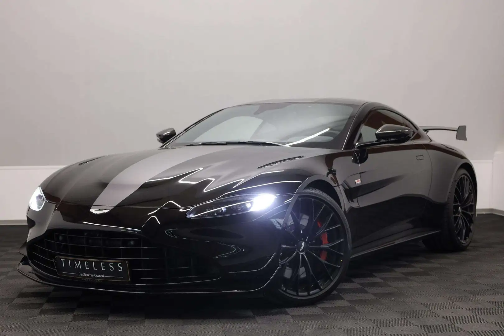 Aston Martin Vantage F1 Edition Negro - 1