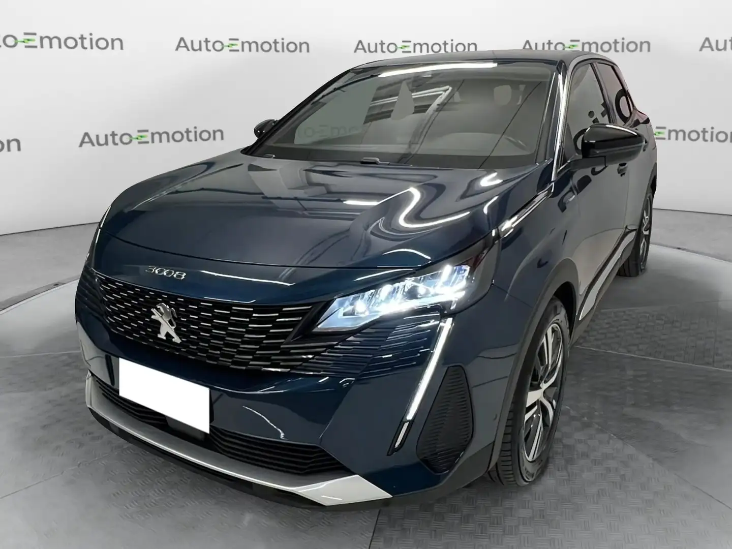 Peugeot 3008 Hybrid4 300 e-EAT8 Allure Blau - 1