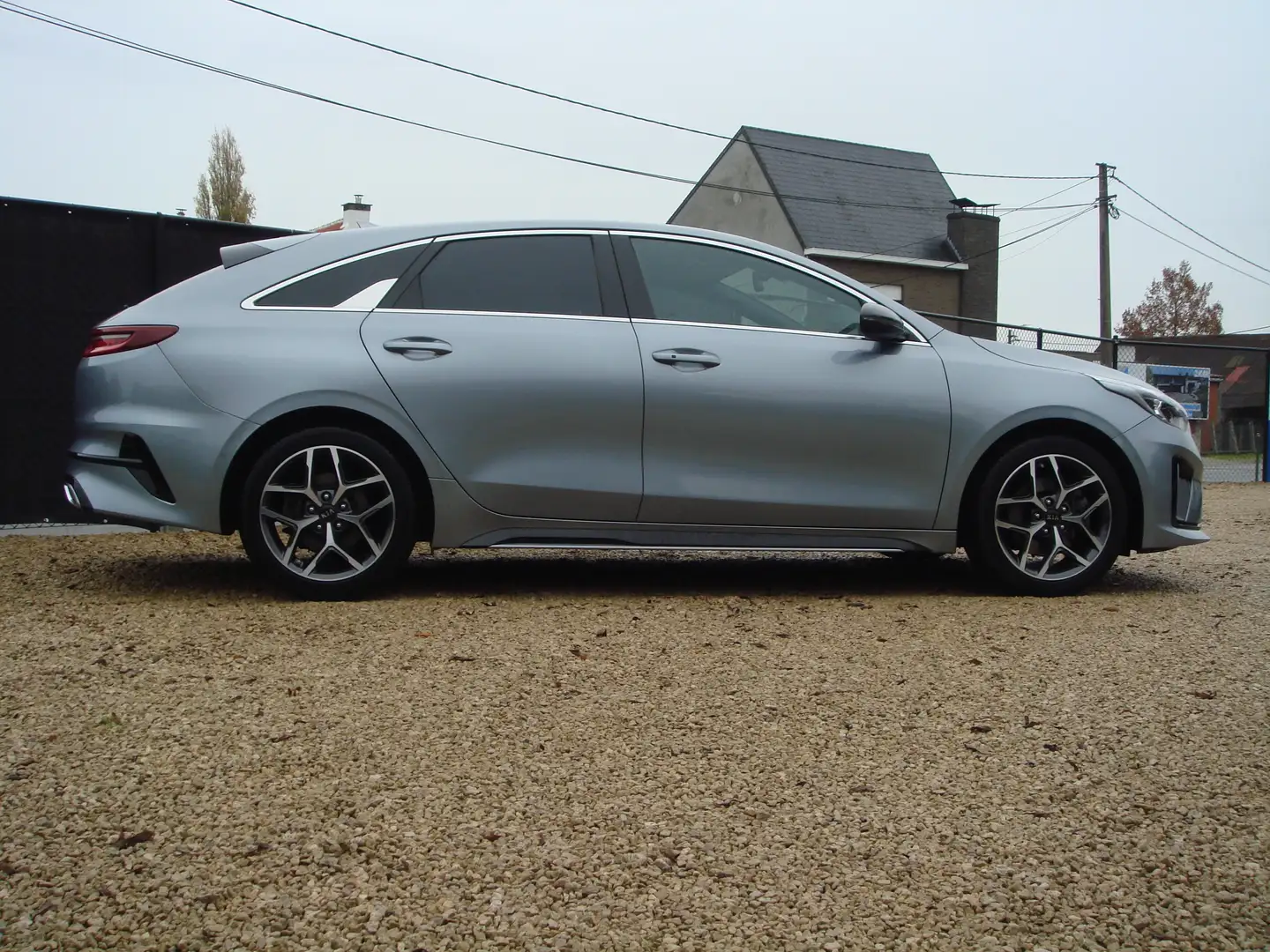 Kia ProCeed / pro_cee'd 1.5 T GT LINE * AUTOMAAT * NAVI * CAMERA *KEY LESS Silber - 2