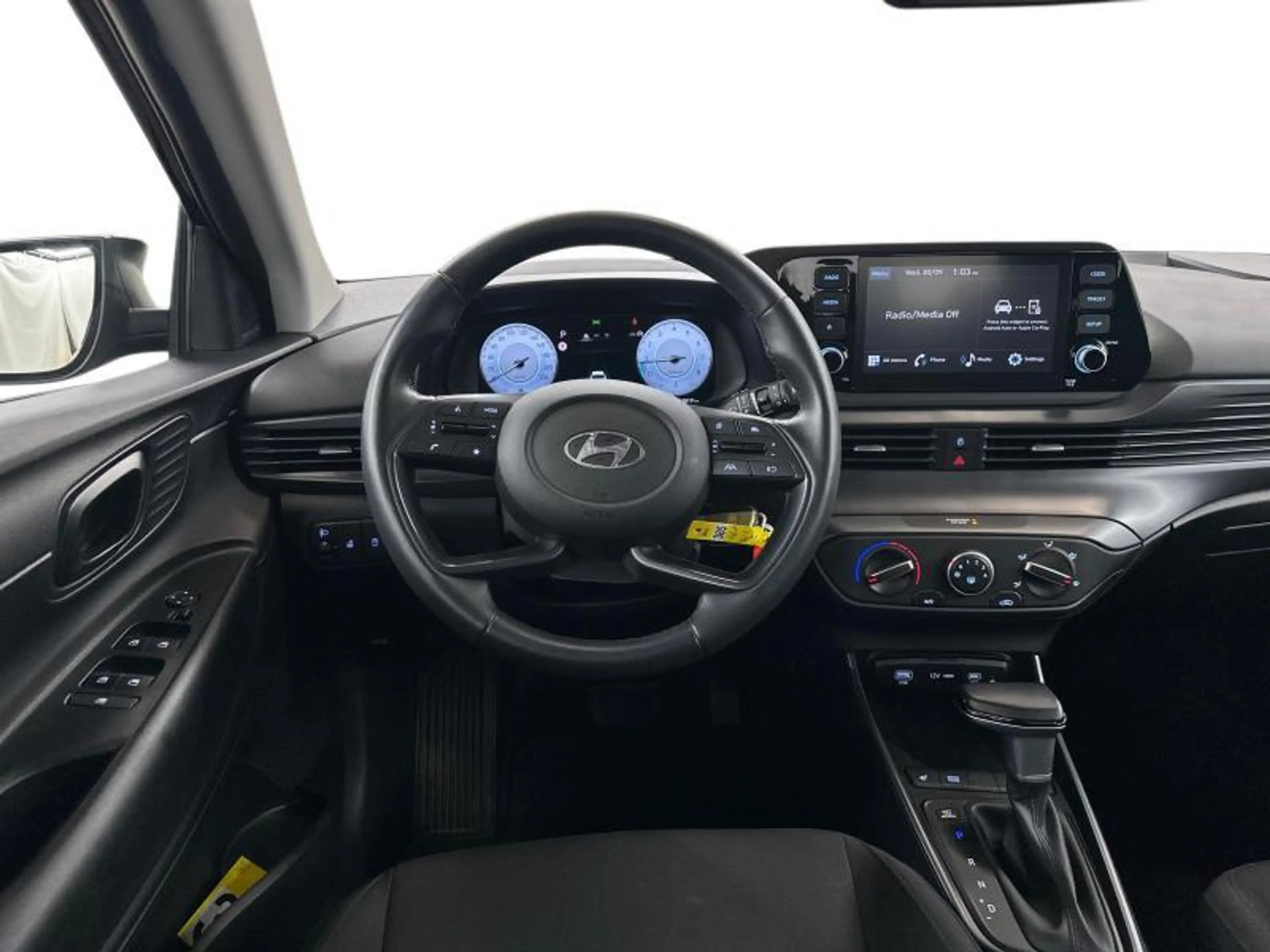 Hyundai i20 AT Comfort | winter pack — photo 10