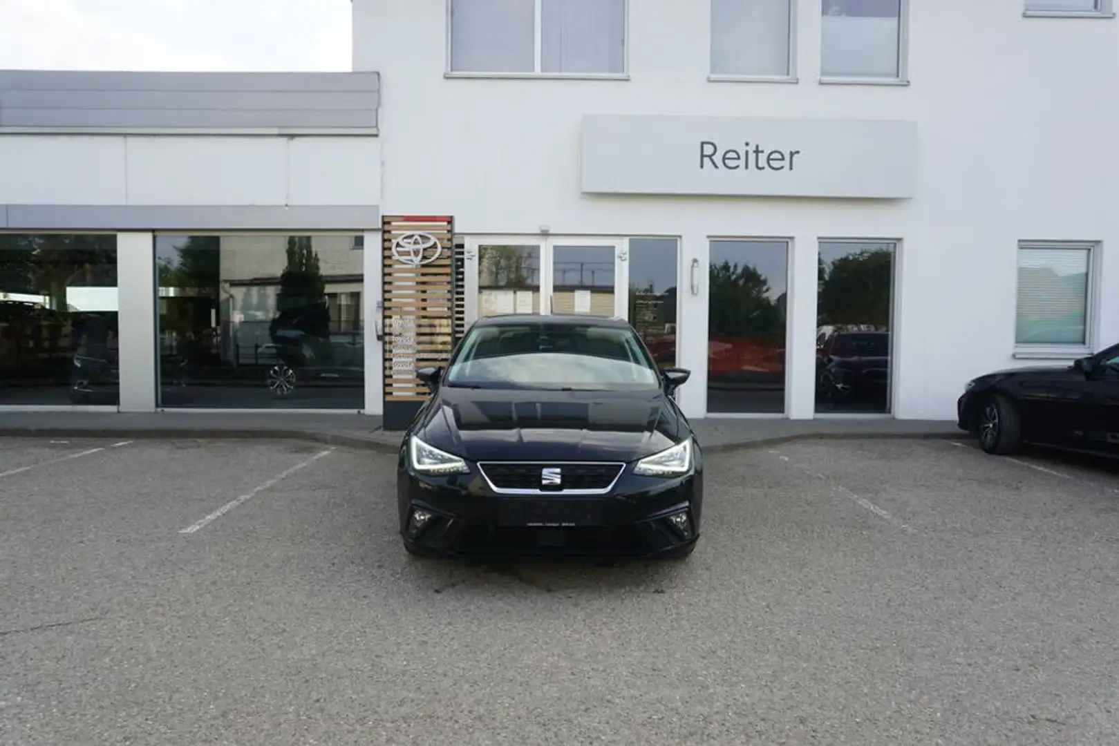 SEAT Ibiza 1,0 TSI *LED*NAVI*SHZ* Schwarz - 1