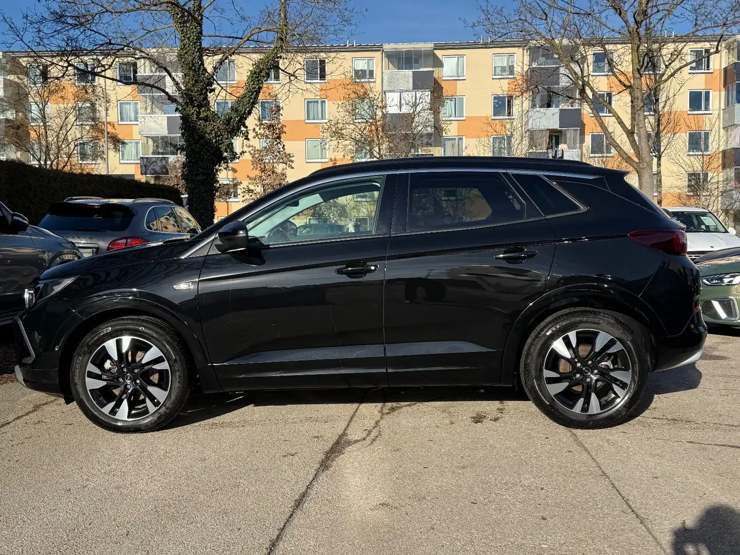 Opel Grandland X Grandland Ulitmate/8 G./LED/ACC/360° Kam./NAVI!! Noir - 2