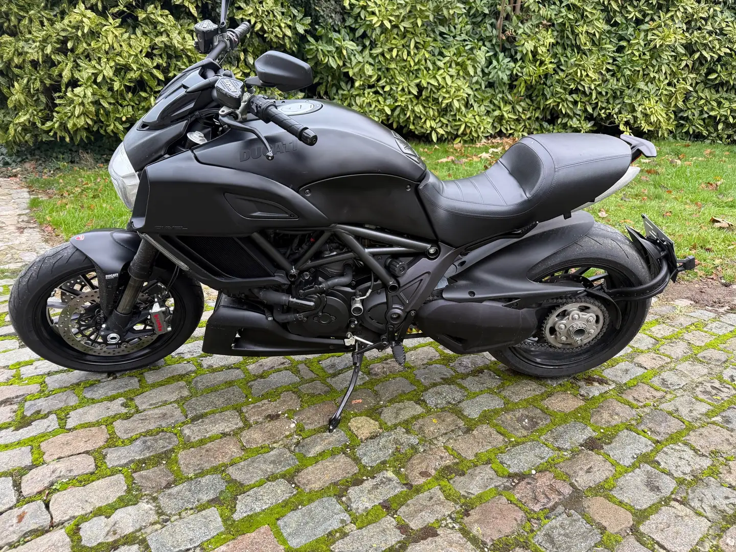 Ducati Diavel Black Zwart - 2