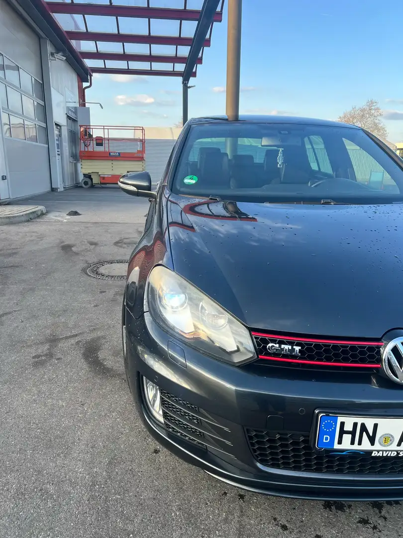 Volkswagen Golf GTI 2.0 DSG aus 2 Hand - 2