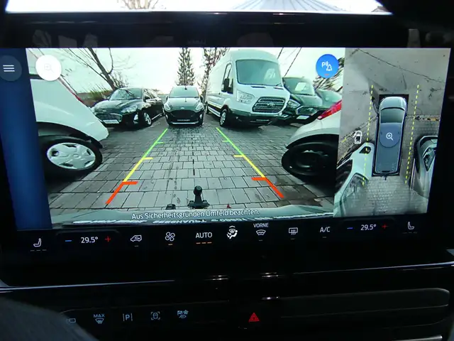 Ford Tourneo Custom view 8