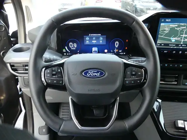 Ford Tourneo Custom view 6