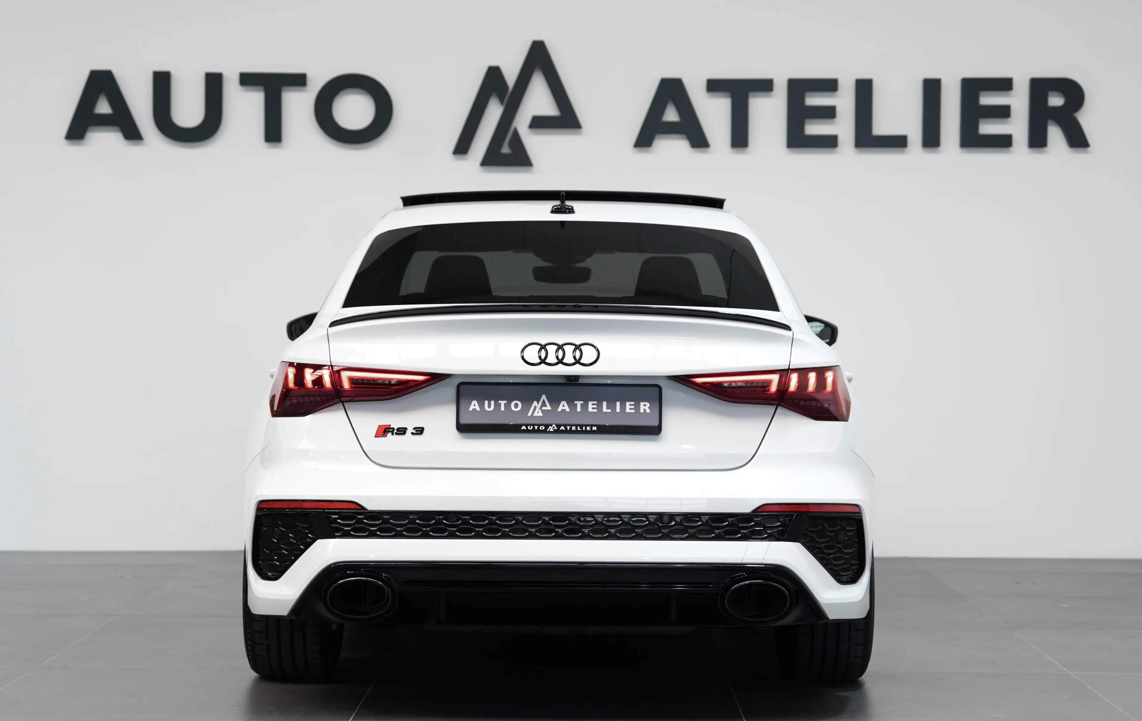 Audi RS3 2.5 quattro*2.HD*S-AGA*PANO*SCHALE*B&O*360* — photo 6