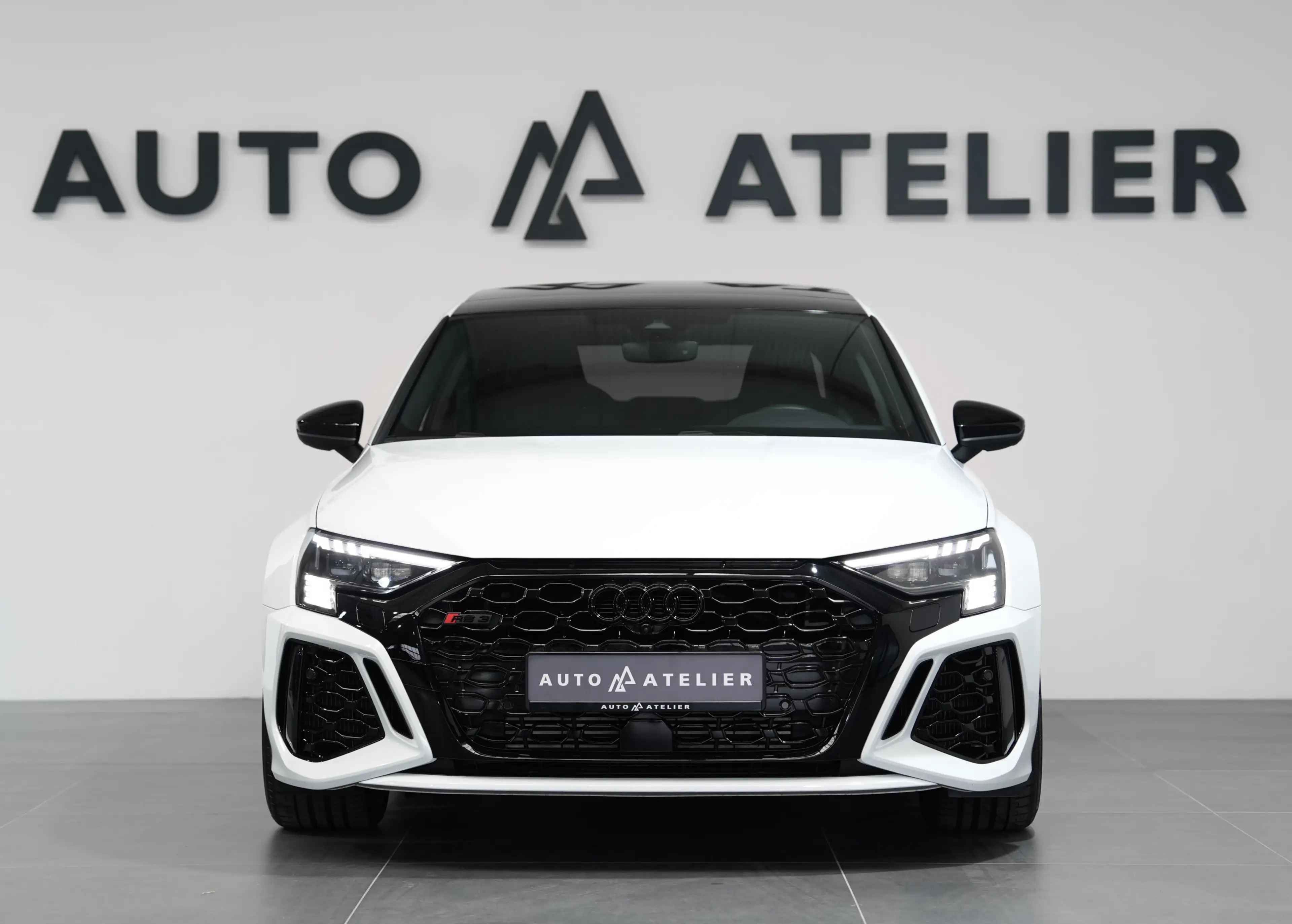 Audi RS3 2.5 quattro*2.HD*S-AGA*PANO*SCHALE*B&O*360* — photo 3