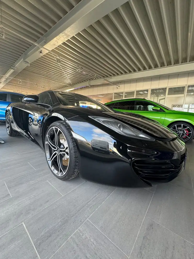 McLaren MP4-12C 3.8 V8 Akrapovic/Carbon Paket ServiceNEU Schwarz - 1