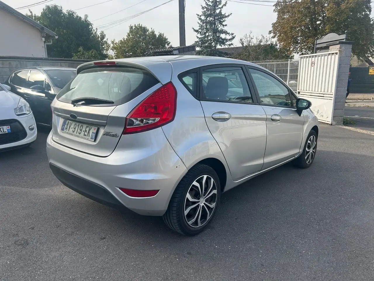 Ford Fiesta 5 portes — photo 3
