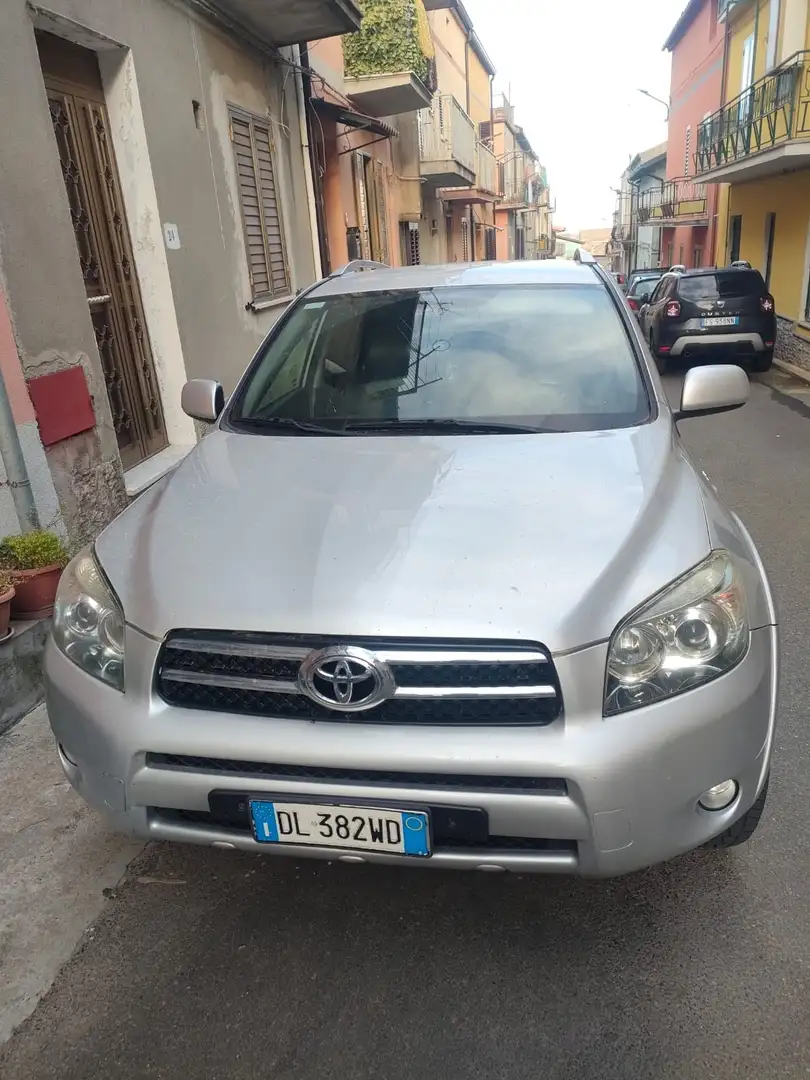 Toyota RAV 4 RAV4 2.2 d-4d Luxury 177cv - 1