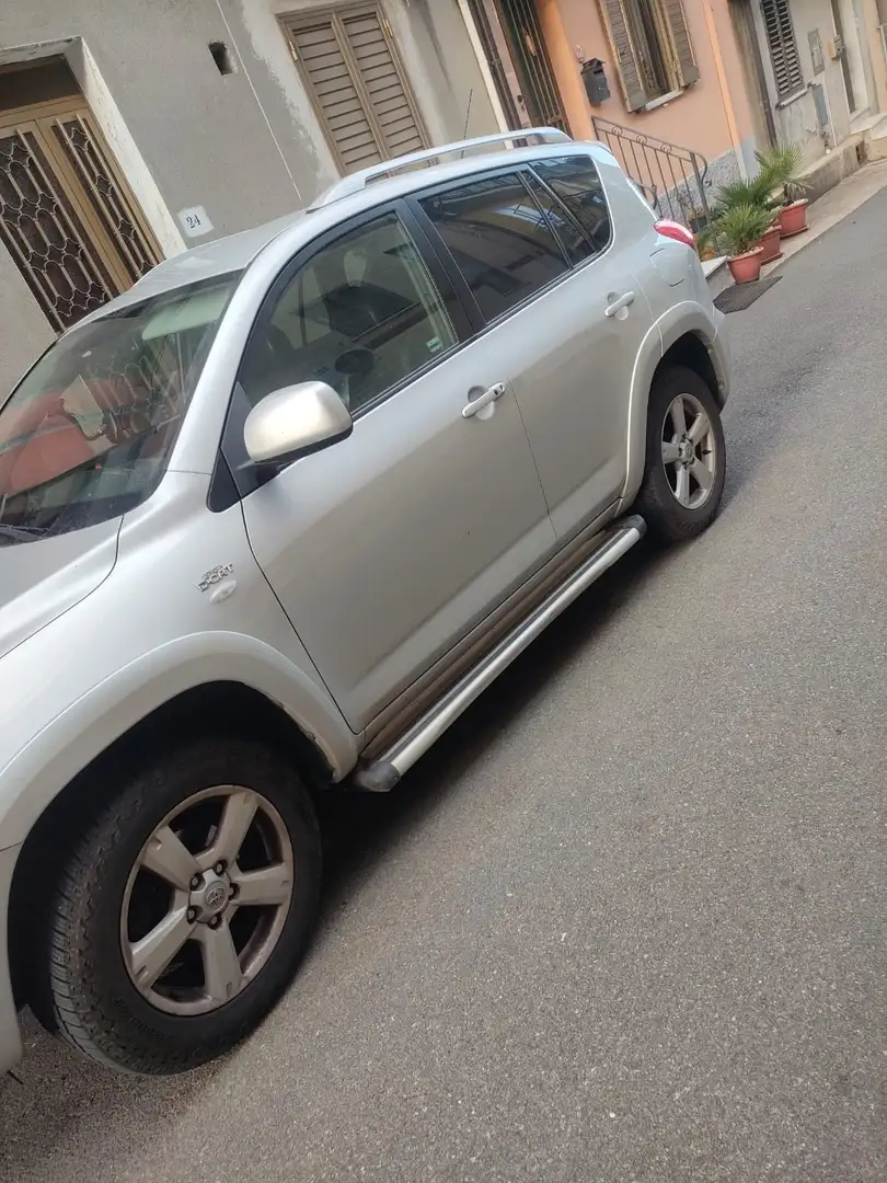 Toyota RAV 4 RAV4 2.2 d-4d Luxury 177cv - 2