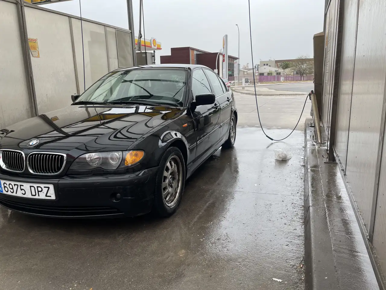BMW 320d, foto 1