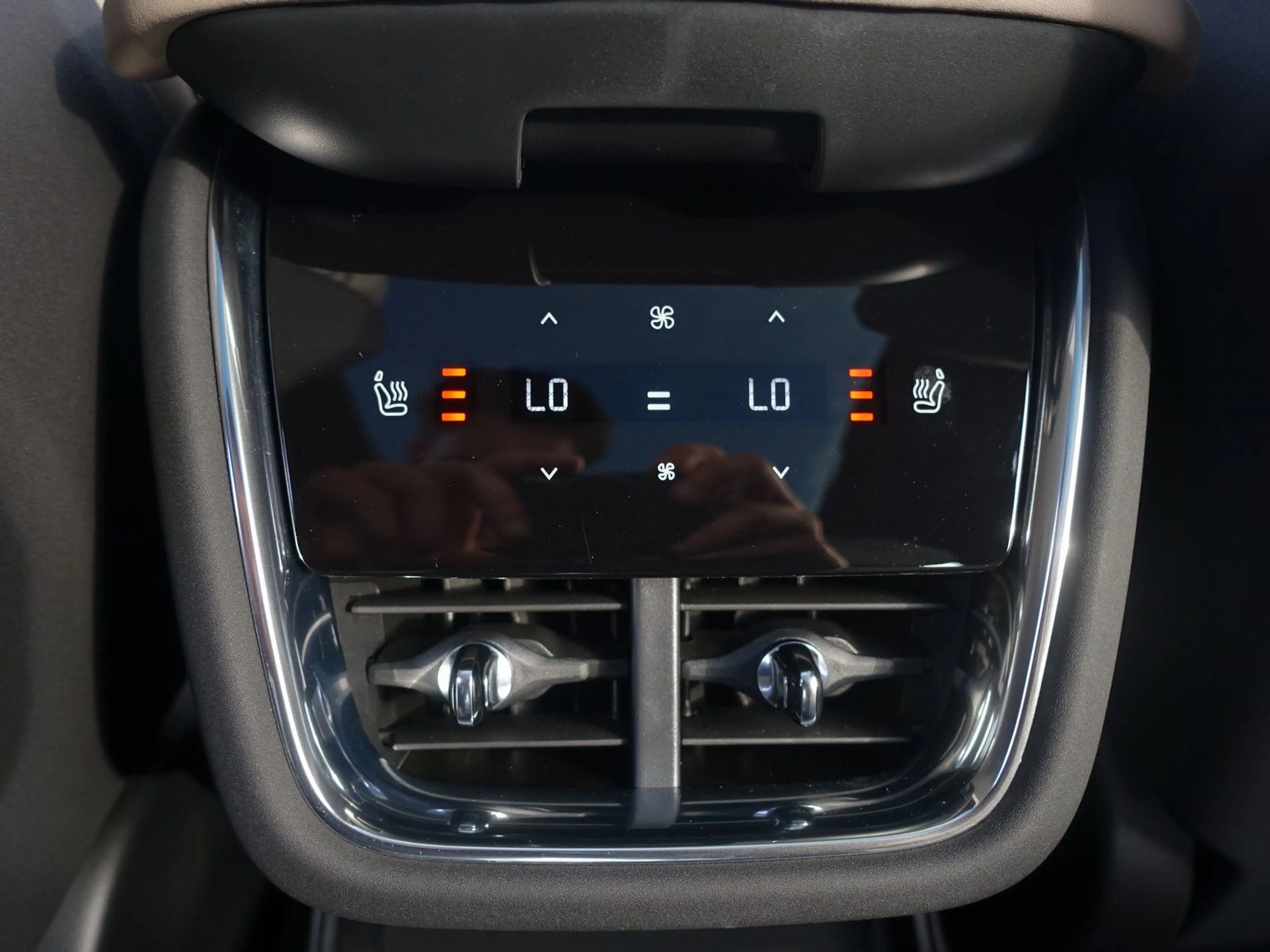 Volvo EX90 Ultra Twin Motor 6-Sitzer/HUD/PANO/360°/AHK — photo 14
