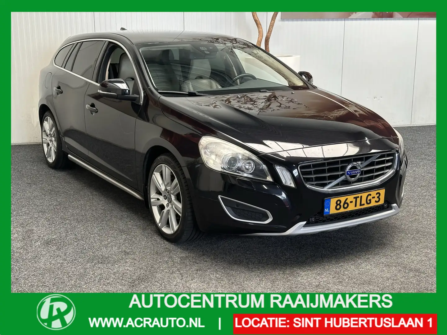 Volvo V60 2.0 D3 SUMMUM LEDER NAVIGATIE CRUISE CONTROL CLIMA Noir - 1