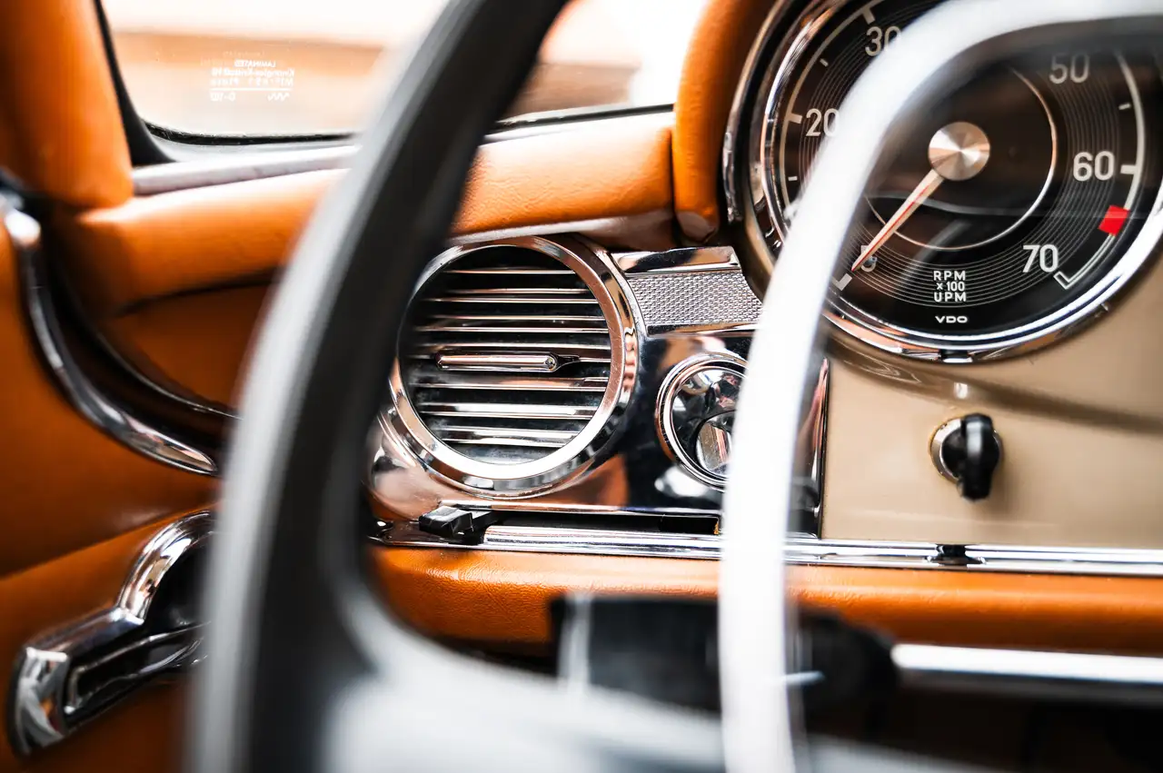 Mercedes-Benz 250 SL / PAGODE / 55 YEARS FIRST OWNER / FULL SERVICE, foto 7