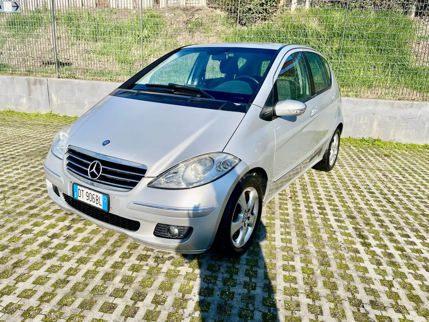 Mercedes-Benz A 200 cdi Avantgarde Stříbrná - 1