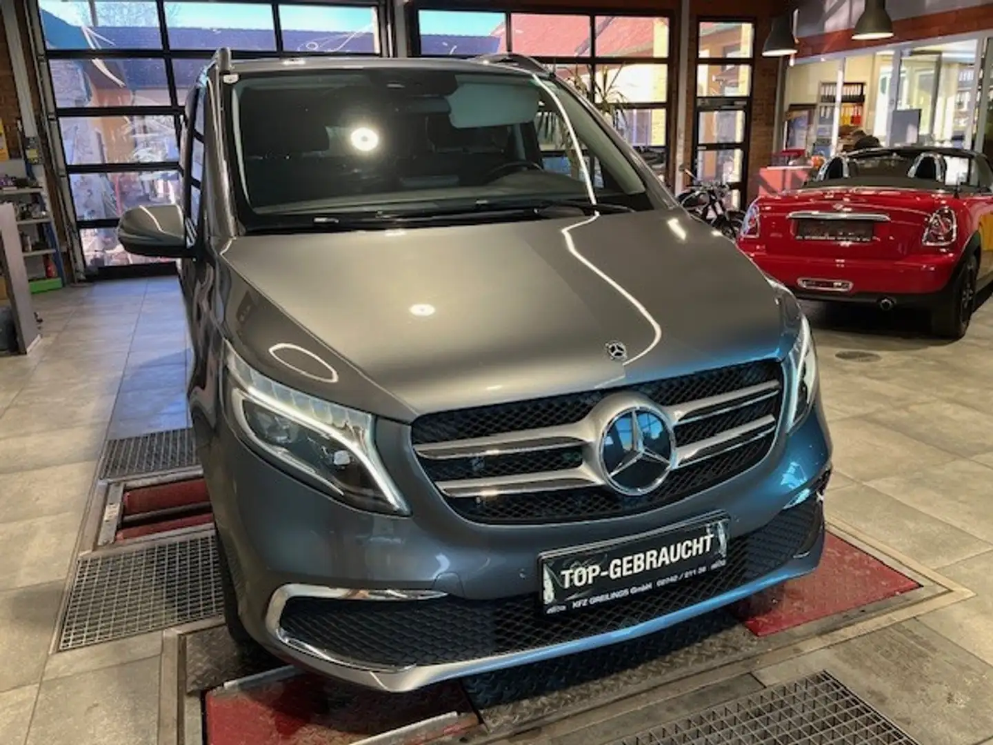 Mercedes-Benz V 250 d lang Aut. Grau - 2
