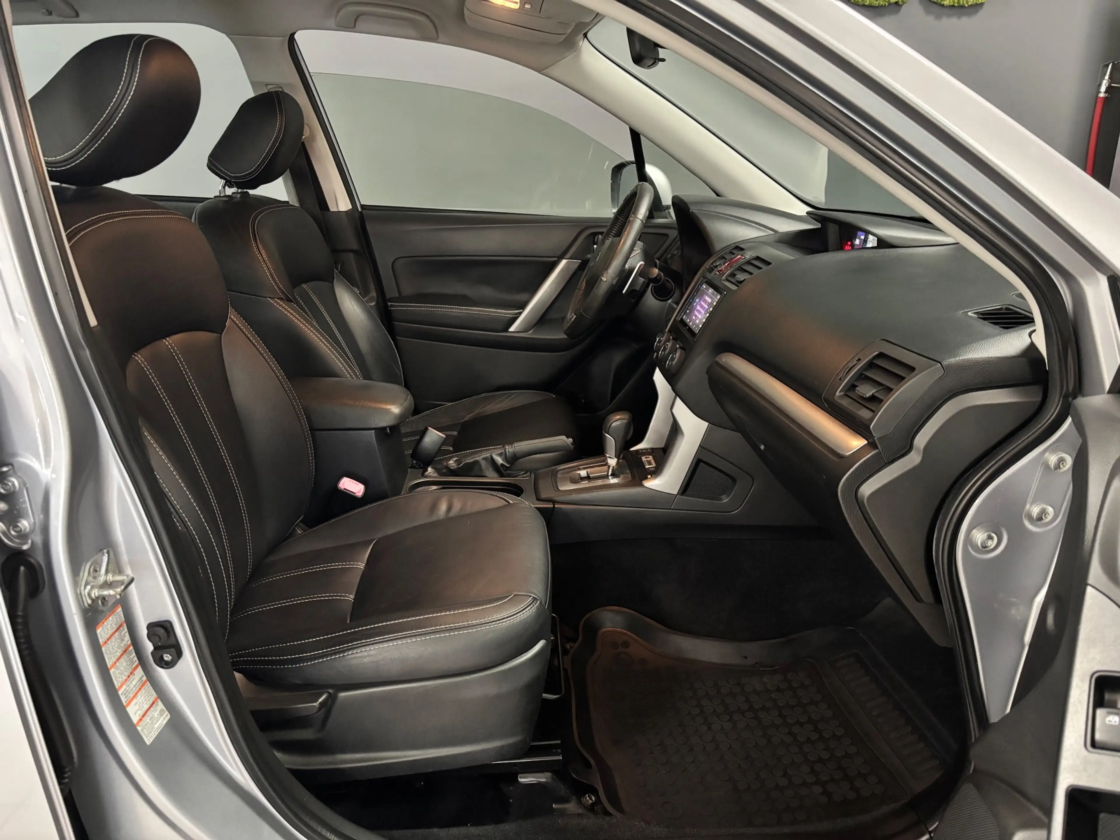 Subaru Forester 2.0 Luxury automaat orgNL/NAP — photo 4