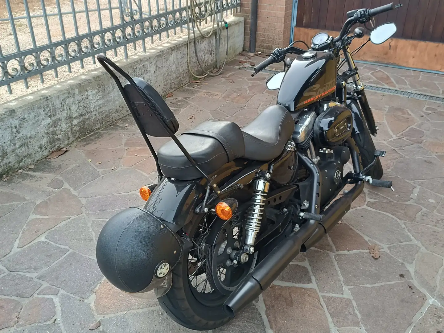 Harley-Davidson Sportster Forty Eight Czarny - 1