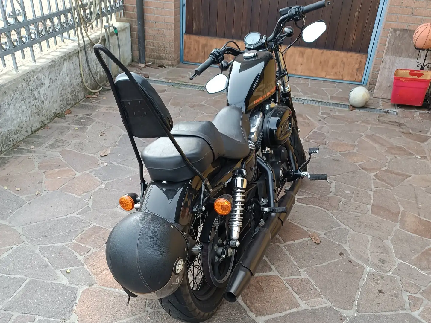 Harley-Davidson Sportster Forty Eight Чорний - 2