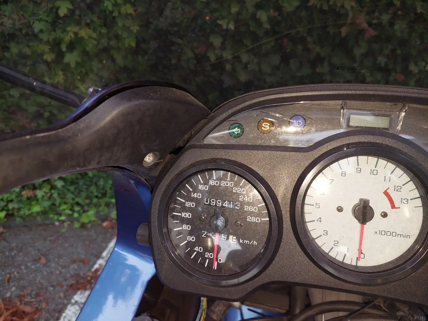 Honda VFR 750 Azul - 2